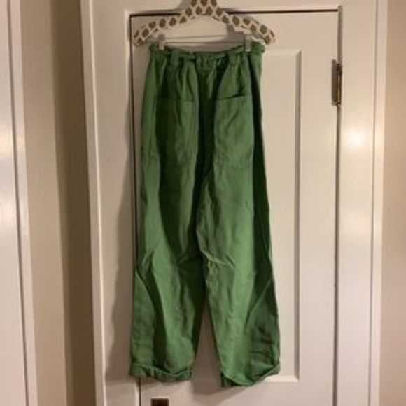 Free people flouncy green brand new pants - Picture 7 of 9